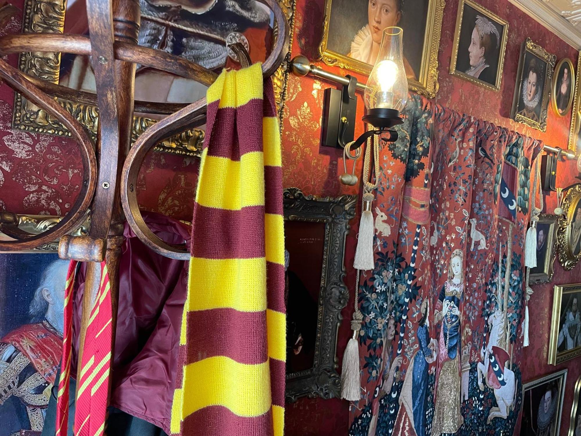 Apartamento Tematico "The Magic" Biescas  Eksteriør bilde